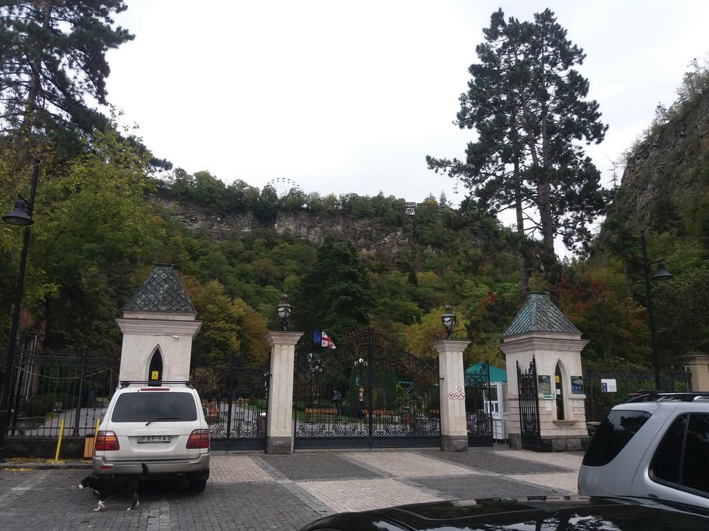 Apartament Giorgi Borjomi Exterior photo