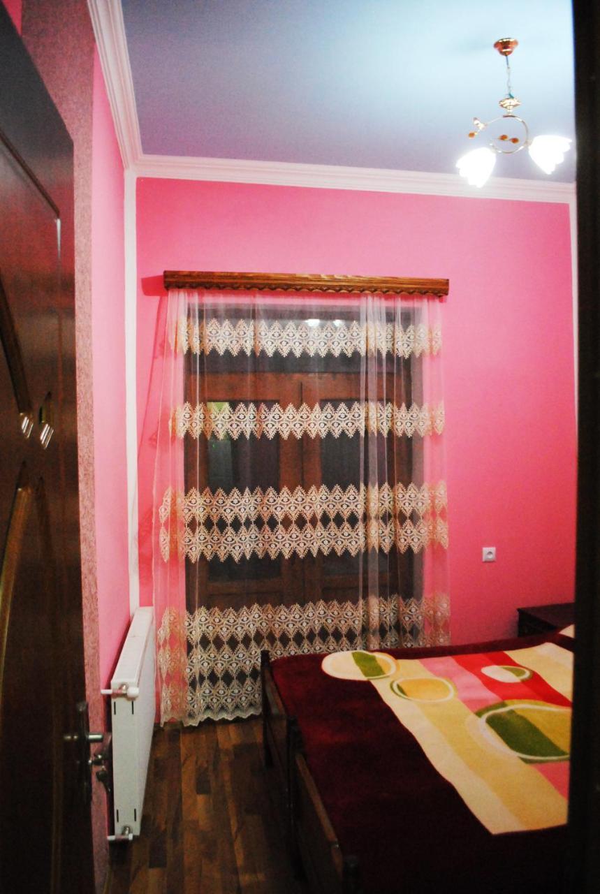 Apartament Giorgi Borjomi Exterior photo